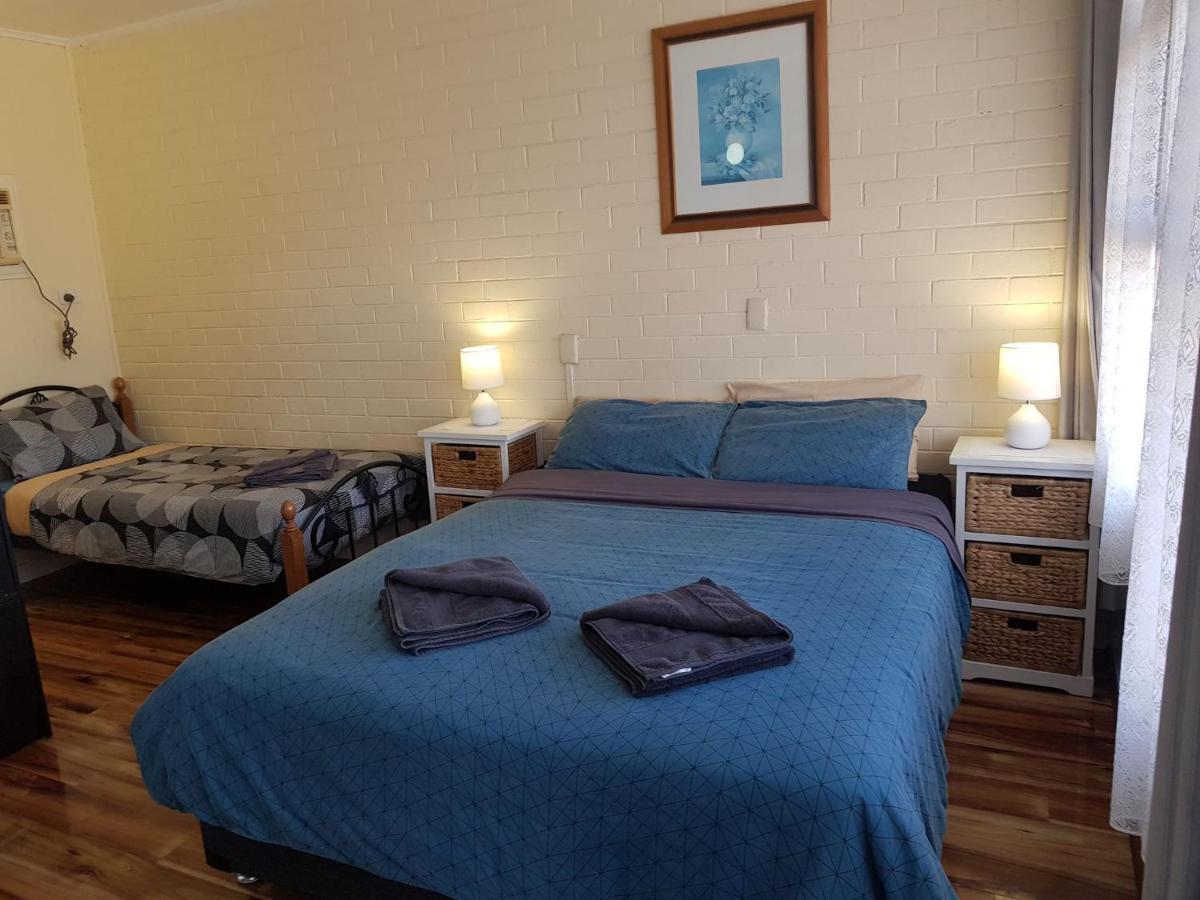 Whyalla Country Inn Motel Bagian luar foto