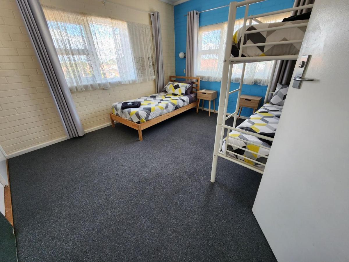 Whyalla Country Inn Motel Bagian luar foto